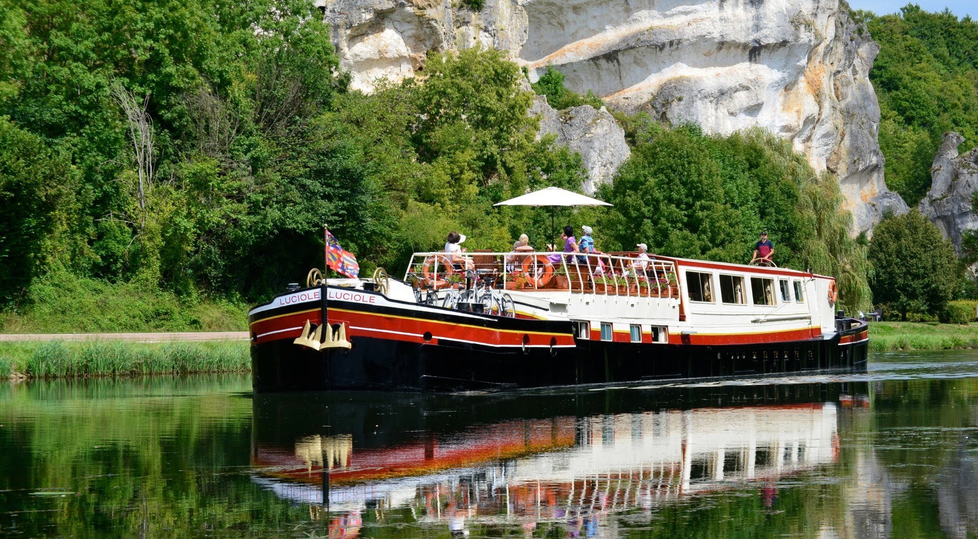 canal boat trips europe